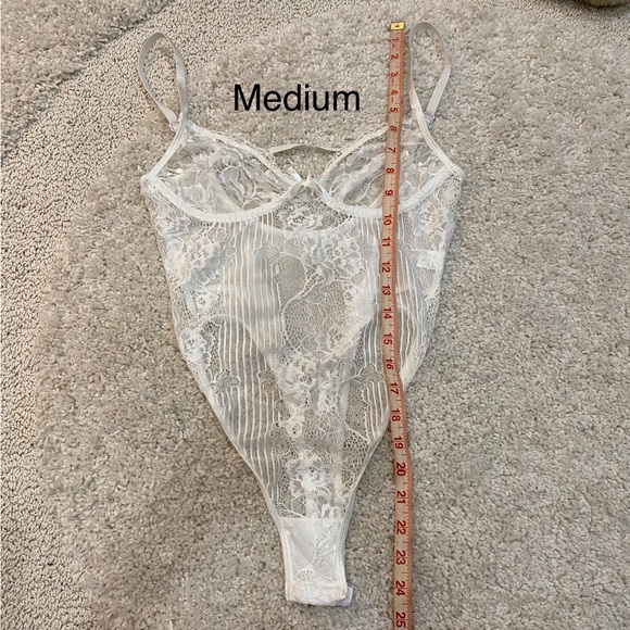 White sexy lace lingerie bodysuit NWT - Picture 10 of 11